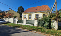 Haus - 1220, Wien - Sonniges Eckgrundstück beim Bahnhof Süßenbrunn
