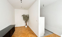 Wohnung - 1140, Wien - 27,25 m2 Eigentums- Garconniere in einem Altbauwohnhaus, Nähe Matzner Park, 5 min zum Bahnhof Wien Penzing!