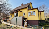Haus - 2640, Gloggnitz - Geräumiges Einfamilienhaus mit Garten und Nebengebäude am Stadtrand von Gloggnitz – sofort verfügbar