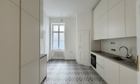Wohnung - 1040, Wien - ERSTBEZUG NACH VOLLSANIERUNG - 6 ZIMMER - ZENTRAL