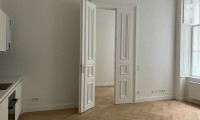 Wohnung - 1010, Wien,Innere Stadt - Komplett renovierte Altbau-Wohnung mit 3 Zimmern und KÜCHE im Herzen von Wien - Provisionsfrei und direkt neben dem Stephansplatz