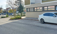 Immobilie - 4320, Perg - PKW-Stellplatz in zentraler Lage zu vermieten!