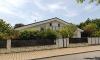 Haus - 1220, Wien,Donaustadt - 4 Bedroom Family Home near VIC and VIS