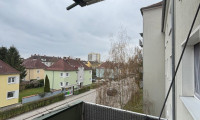 Wohnung - 4600, Wels - Großzügige 2-Zimmerwohnung in Wels, mit Balkon und Badewanne !