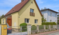 Haus - 2514, Traiskirchen - Rohdiamant mit Grünblick: Gestalten Sie Ihr Wohnglück in Traiskirchen