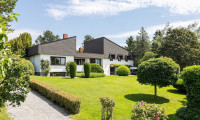 Haus - 7052, Müllendorf - Architektentraum in absoluter Ruhelage – Indoor-Pool, Schneeberg-Panorama & 3.234 m² Parkgarten