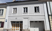 Haus - 2700, Wiener Neustadt - HAUS AUGUSTIN – Historisches Haus im Zentrum