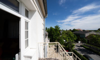 Wohnung - 2500, Baden - Baden: Stilvolle Wohnung mit viel Flair, 2 Balkone, in vorteilhafter Lage