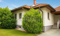 Haus - 2432, Schwadorf - Großartige Gelegenheit - Einfamilienhaus in Schwadorf mit Sauna, Garage und moderner Ausstattung!