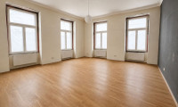 Wohnung - 1090, Wien - Altbaujuwele mit Sanierungspotenzial in begehrter Lage des 9. Bezirks