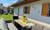 Haus - 2475, Neudorf - Alte Wände mit modernem Finish: gekuppeltes Einfamilienhaus mit 175 m² Nutzfläche, viel Stauraum, Wintergarten und sonnigem Eigengrund