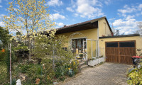 Haus - 7202, Bad Sauerbrunn - zentrumsnaher Bungalow mit sonnigem Garten zu verkaufen