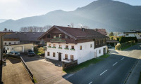 Haus - 6343, Erl - Großzügiges 2-Familien-Haus im Landhausstil in Erl!