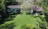 Haus - 2721, Bad Fischau-Brunn - Großzügige Villa in Bad Fischau-Brunn mit 2.781m² großem Traumgrund und Fernblick