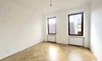 Büro / Praxis - 1140, Wien - #SQ - ELEGANTES ALTBAUBÜRO IM ERSTBEZUG – TOP SANIERT MIT 3 RÄUMEN UND FREIFLÄCHE