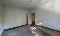 Wohnung - 5020, Salzburg - Sanierungsbedürftige 2-Zimmer-Wohnung mit Balkon in Salzburg