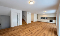 Haus - 2372, Gießhübl - HOCHWERTIGE DOPPELHAUSHÄLFTE MIT GARTEN - STELLPLÄTZE - KELLER IN TRAUMHAFTER LAGE!