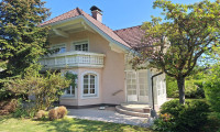 Haus - 9201, Krumpendorf - 360 TOUR / Besonders charmante, gepflegte Einfamilienvilla in bester Lage von Krumpendorf am Wörthersee