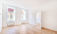Wohnung - 1070, Wien,Neubau - *** ERSTBEZUG - U3 ZIEGLERGASSE - ABSOLUTE RUHELAGE - HELLER ALTBAU KERNSANIERT ***