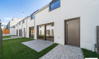 Haus - 1230, Wien - Sofort beziehbar! Großzügiges Reihenhaus in Liesing!