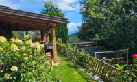 Haus - 9554, Agsdorf - ruhiges 2 Fam. Wohnhaus + 1 HA  Grund LW + Quelle in Feldkirchen / St. Urban : 5 Zimmer, Garten, Balkone, PV, tolle Aussicht ! 1 HA LW  Wiese für Tierhaltung Pferde, mit Stall für Schafe, Ziegen, Hühner