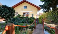 Haus - 2201, Gerasdorf bei Wien - Traumhaus, Traumlage! Top gepflegtes Einfamilienhaus in der Oberlisse!