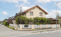 Haus - 2201, Gerasdorf bei Wien - Einfamilientraum - Zentral in Gerasdorf wohnen - öffentlich in nur 10 Minuten nach Wien