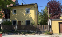 Haus - 2380, Perchtoldsdorf - CHARMANTES EINFAMILIENHAUS MIT GRÜNBLICK UND ENTWICKLUNGSPOTENZIAL IN PERCHTOLDSDORF