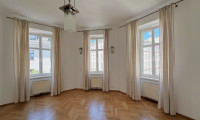 Wohnung - 1180, Wien - 1180 Wien - Helle 2-Zimmer Altbauwohnung mit Fischgrätparkett & Glasoberlichte in zentraler Lage
