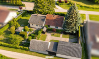 Haus - 2425, Nickelsdorf - Gepflegtes Einfamilienhaus mit großem Grundstück in ruhiger Wohnlage von Nickelsdorf