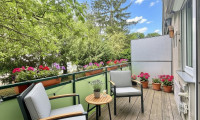 Wohnung - 1190, Wien - Direkt in Nußdorf neben traditionsreichen Heurigen |  Loggia in den ruhigen Innenhof | teilmöbliert | inkl. Garage | 4-Zimmer