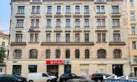Wohnung - 1060, Wien - Sanierungsbedürftiger Altbau in Mariahilf