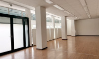 Zinshaus Renditeobjekt - 2500, Baden - Attraktives Zinshaus mit Gewerbefläche und Wohnmöglichkeit in bester Lage!