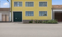 Haus - 2070, Unternalb - Traditionelles Landhaus im Weinviertel: Viel Platz und Potenzial in Retz-Unternalb!