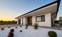Haus - 671 69, Hevlín - Traum-Bungalow in Hevlín (nähe Laa an der Thaya) 142m², Garten, Terrasse, Garage!
