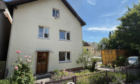 Haus - 4650, Lambach - Charmantes Eigenheim mit viel Potenzial in zentraler und doch idyllischer Ruhelage in Lambach