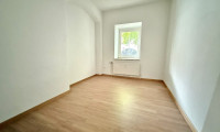 Wohnung - 4650, Lambach - Fixe Besichtigung Mo 22.06 um 17.00 Uhr! Erdgeschosswohnung mit 2 Schlafzimmern!