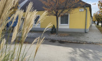 Haus - 7131, Halbturn - Sofortkauf oder Mietkauf möglich!!! Wohnhaus mit vielseitigem Wirtschaftsgebäude & Pool – Wohnen und Arbeiten unter einem Dach!