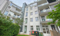 Wohnung - 1140, Wien - ERSTBEZUG, 27,33 m2 Eigentums- Garconniere in einem Altbauwohnhaus, Nähe Matzner Park, 5 min zum Bahnhof Wien Penzing!