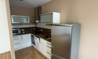 Wohnung - 2500, Baden - 2 Zimmerwohnung im Helenental mit Balkon, 1. Stock mit Lift und Parkplatz inklusive