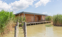 Haus - 7071, Rust - Nahezu neuwertige Flachdach-Seehütte in einzigartiger Südlage am offenen See