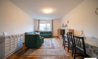Wohnung - 2500, Baden - BEFRISTET vermietete 3 Zimmer Wohnung in ausgezeichneter Lage direkt in der Kaiserstadt "Baden bei Wien"