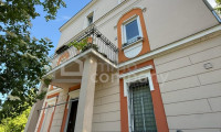 Wohnung - 4600, Wels - Einzigartige Gelegenheit: Wohnen in einer Stadtvilla im Herzen von Wels