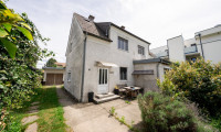 Haus - 8041, Graz - Charmantes Sanierungsobjekt mit Potenzial in Graz – Murfelderstraße