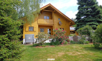 Haus - 4793, St. Roman - ***OPEN HOUSE Freitag, 12. Juni 2026 von 9 - 12 Uhr*** Charmantes Holzhaus mit wunderschönem Garten in St. Roman