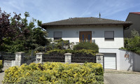 Haus - 7142, Illmitz - Charmanter Bungalow mit 3 Zimmern im idyllischen Illmitz auf 992 m² Eigengrund!