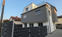 Haus - 1220, Wien - Erstbezug – Hochwertige Doppelhaushälfte mit Garten, Dachterrasse & 5 Schlafzimmern