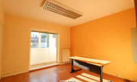 Büro / Praxis - 9500, Villach - Attraktive Büroeinheit im 1.OG mit zwei Büroräumen und Loggia