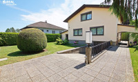 Haus - 2241, Schönkirchen-Reyersdorf - 2241 Schönkirchen: Rarität! Traumhafte Wohlfühloase samt Schwimmhalle in bester Lage!