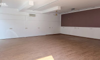 Einzelhandel - 7000, Eisenstadt - Geschäftslokal in Zentrumsnähe - 95m², großer Verkaufsraum, Abstellraum, kl. Teeküche, Toilette! Garage/Parkplatz möglich!
